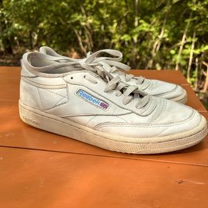 Reebok Women's Club C 85 Vintage Walking Shoe size 9